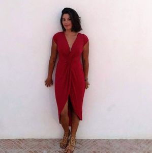 🌼 Sexy red maxi dress